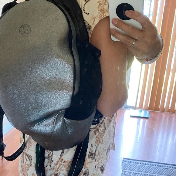 Lululemon Black and Silver Fast and free backpack like new main image 6